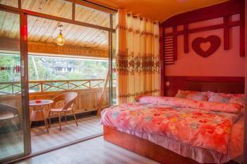 Fenghuang Lifetime True Love Hotel Экстерьер фото