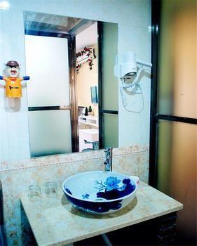 Fenghuang Lifetime True Love Hotel Экстерьер фото